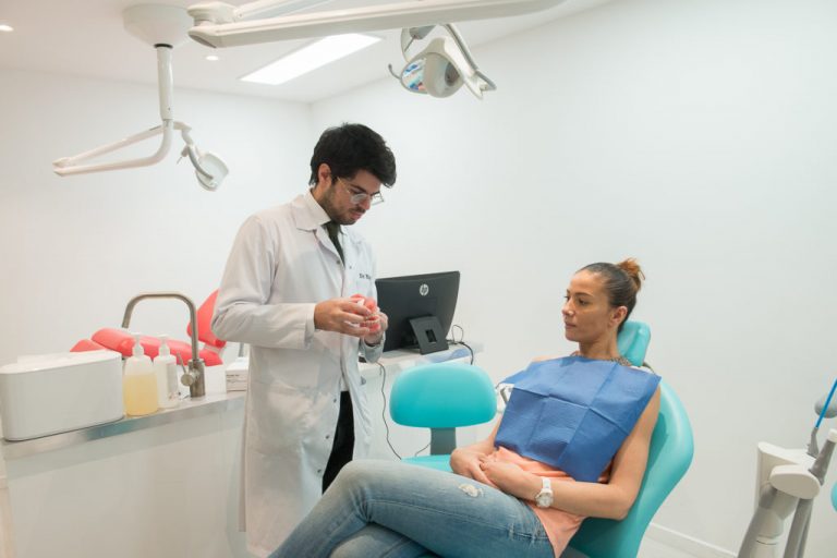 Arracher une dent Procédure, cicatrisation et complications Centre dentaire colombes Valmy